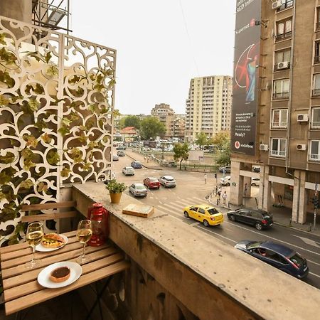 Vintage Elegance, Modern Comfort: 1Br Apartment Overlooking Calea Victoriei Bukurešť Exteriér fotografie